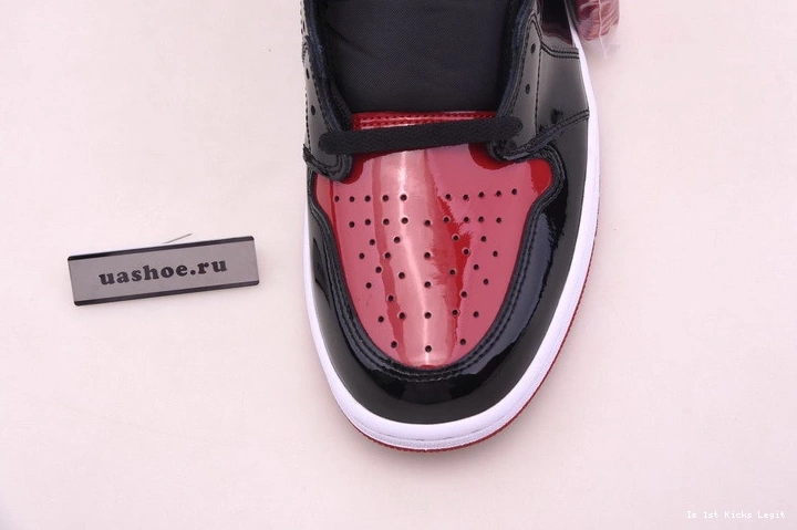 1 555088-063 Patent Leather Jordan Air Bred 0311